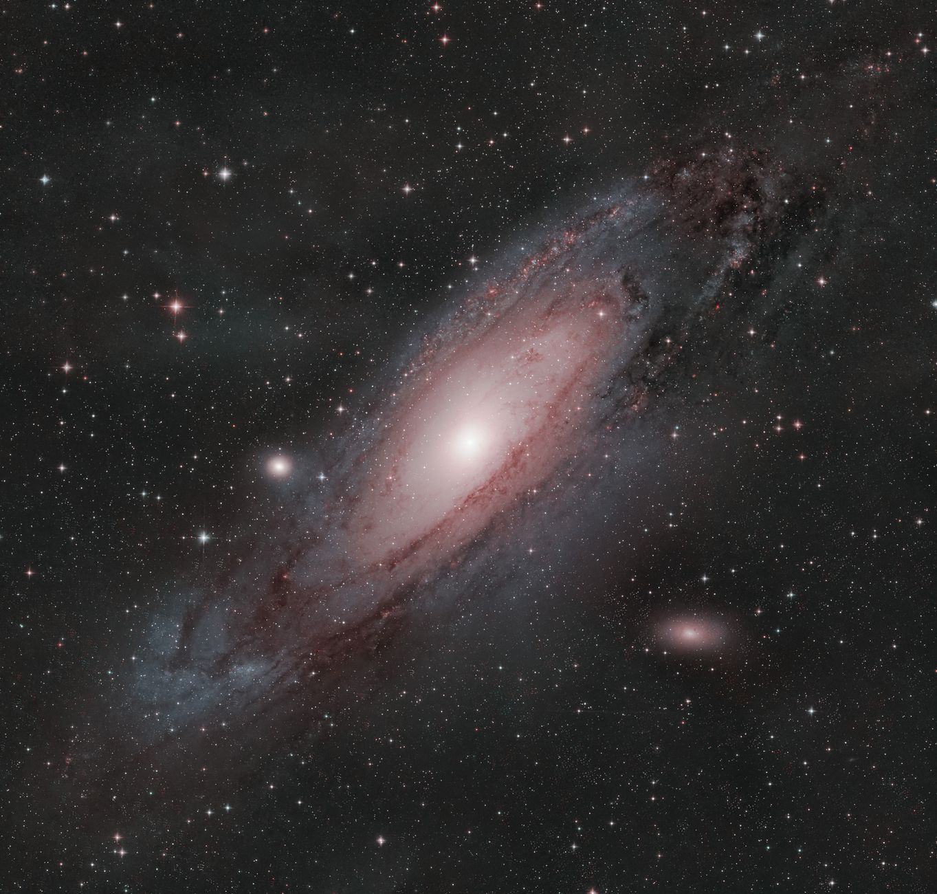 Hubblov teleskop odhalil tajomstvá Andromedy pred príchodom nového observatória