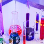 Záhadný chemik učí ľudí cez internet vyrábať LSD aj DMT