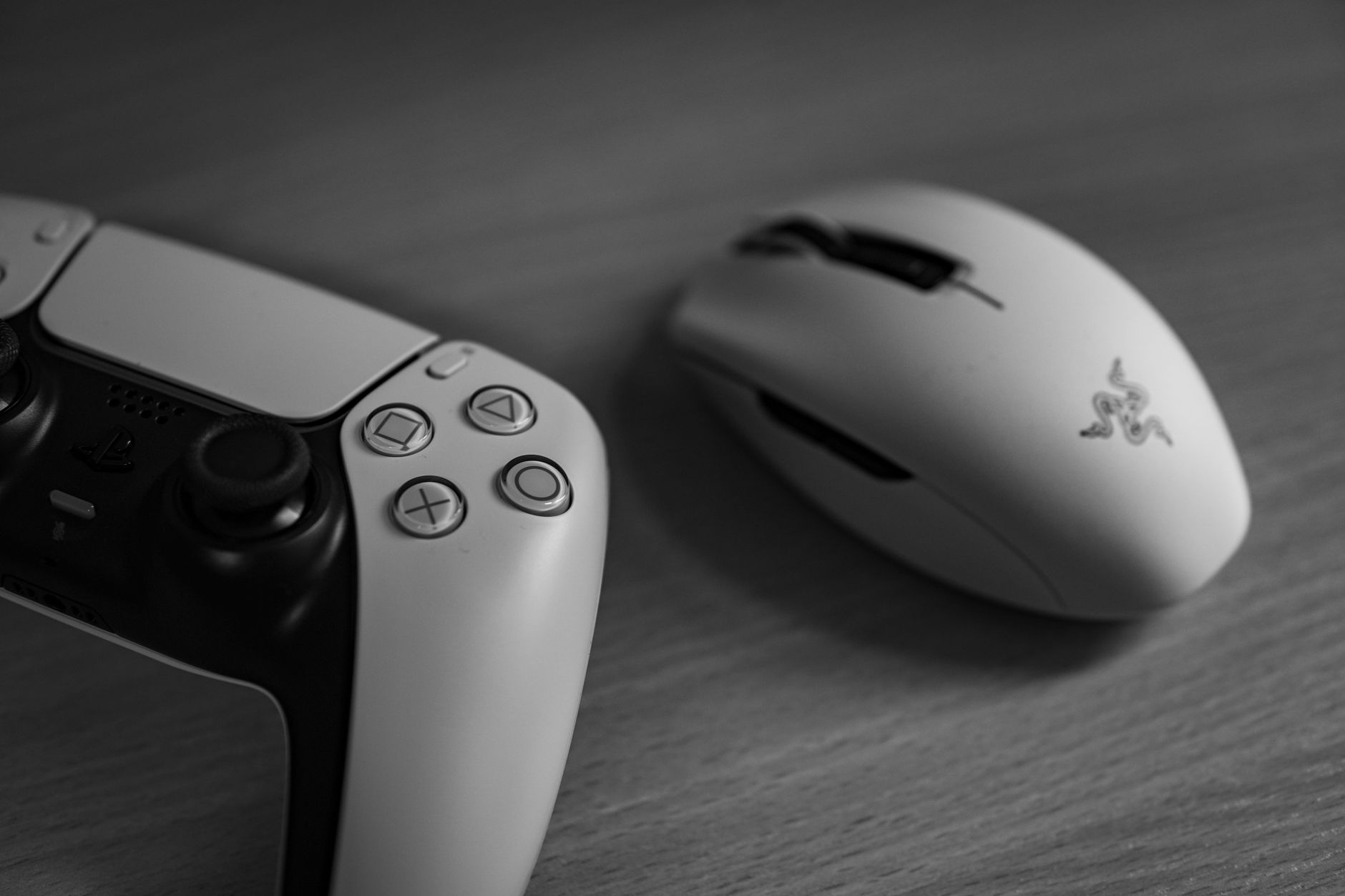 Recenzia Razer Naga V3 Pro: Tlačidiel nikdy nie je dosť