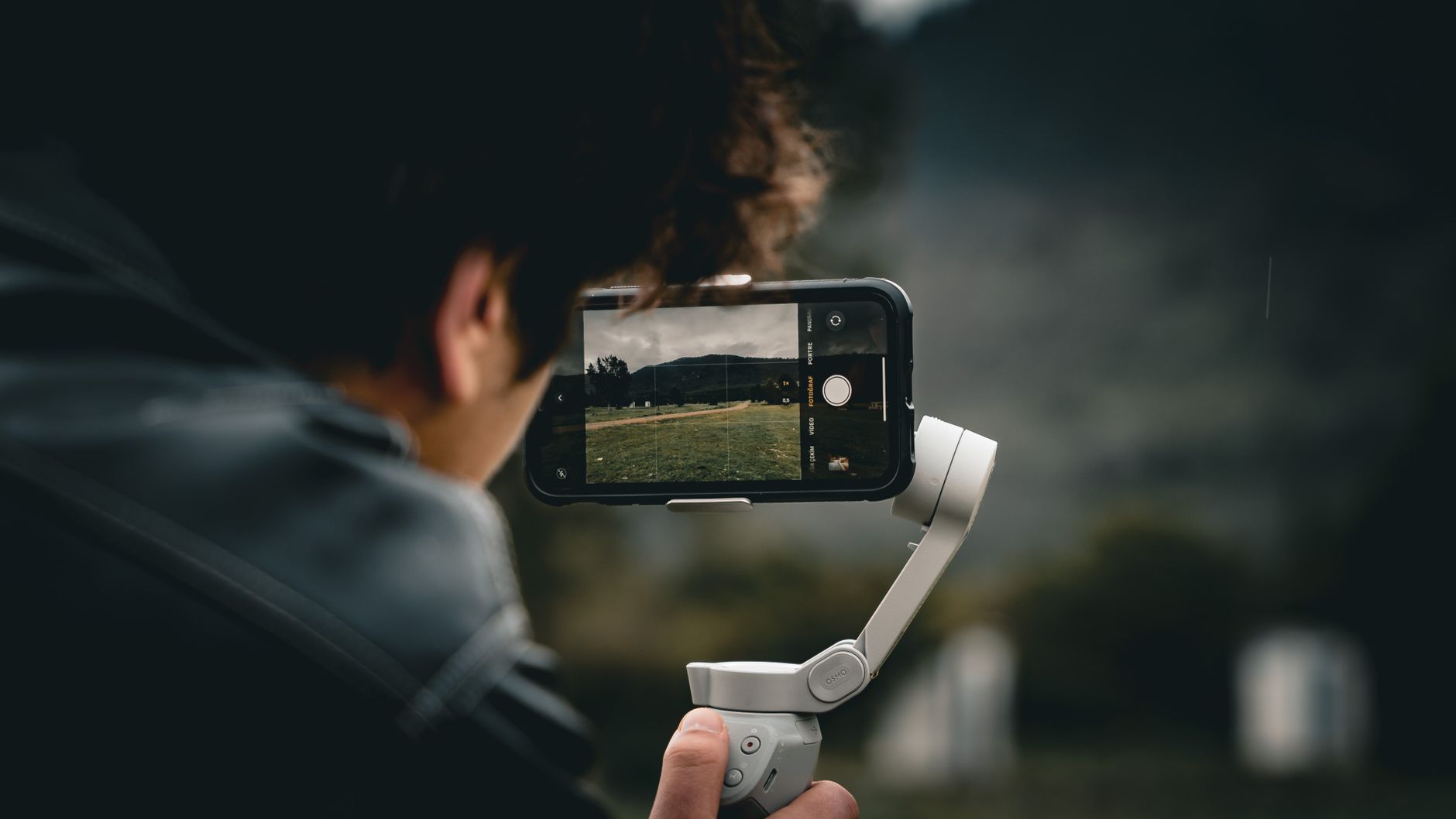 Honor predstavuje smartfón s gimbal kamerou pre vlogerov, dostupný len v Číne