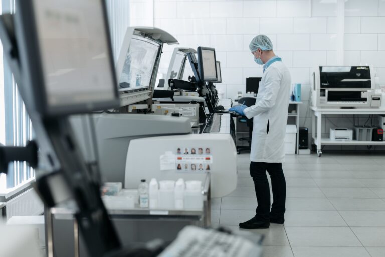 Britský región odmieta Palantir: Vlastné riešenie pre zdravotníctvo