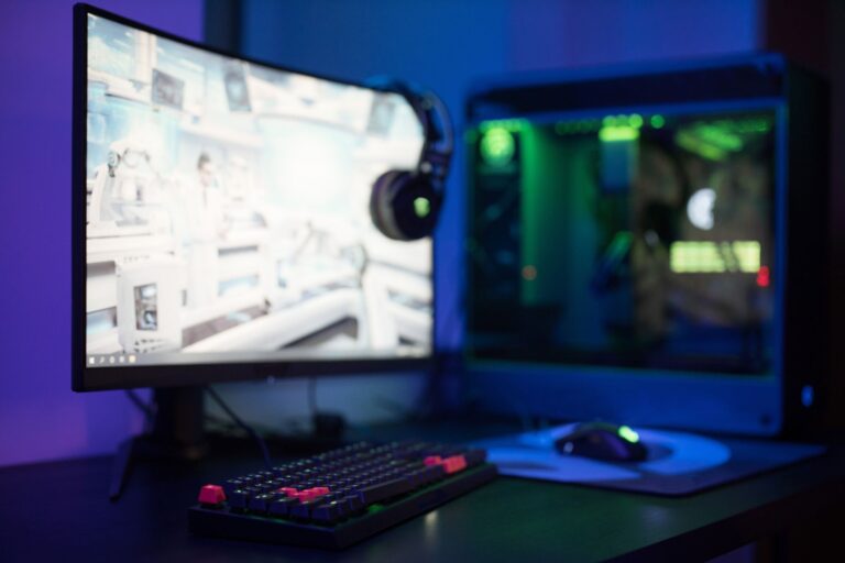 Asus ROG Swift OLED s RGB pruhom: Nový kráľ jasnosti