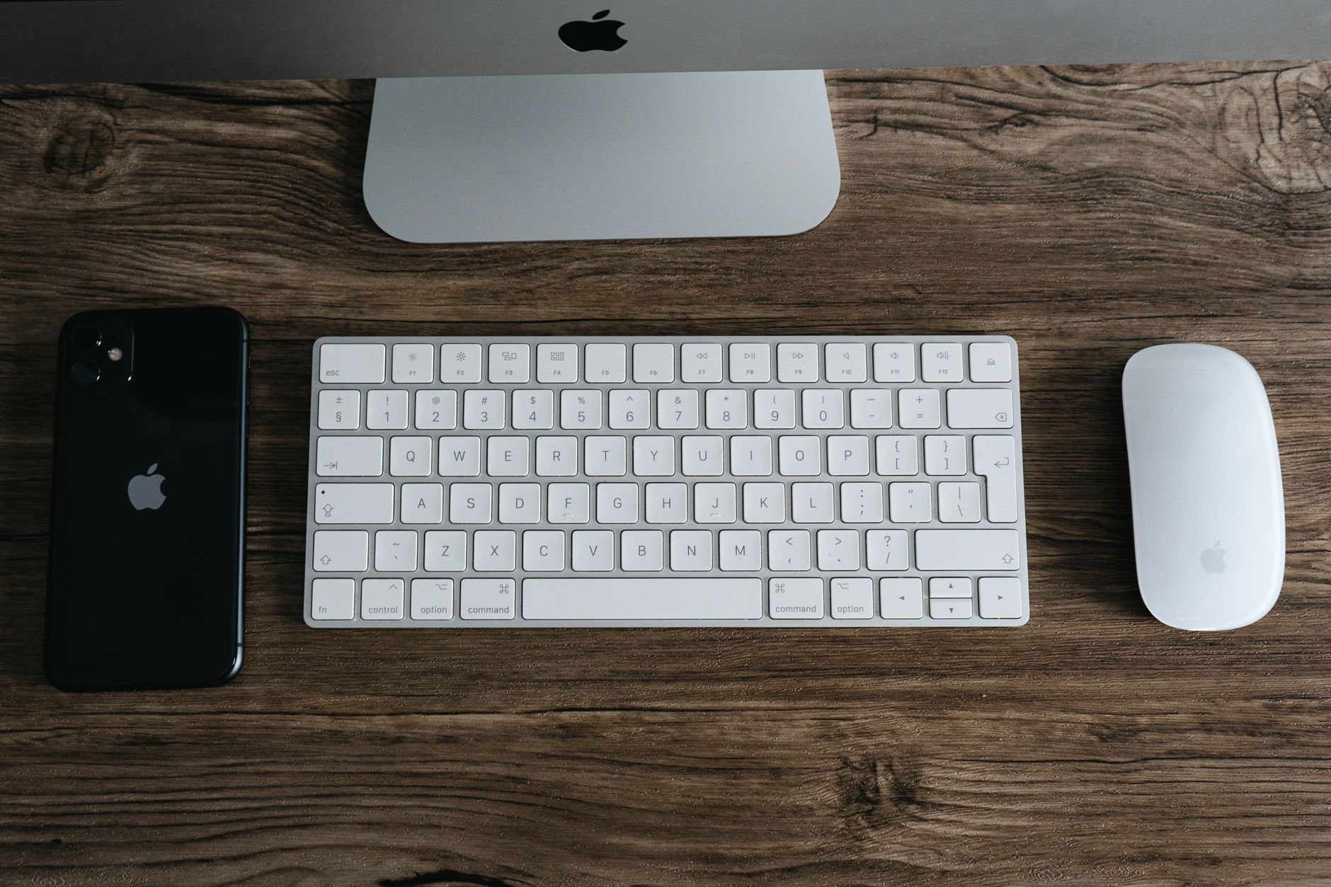 Apple obnovuje Mac mini a Mac Studio: Nové čipy M6 a M5 Ultra, cena rastie