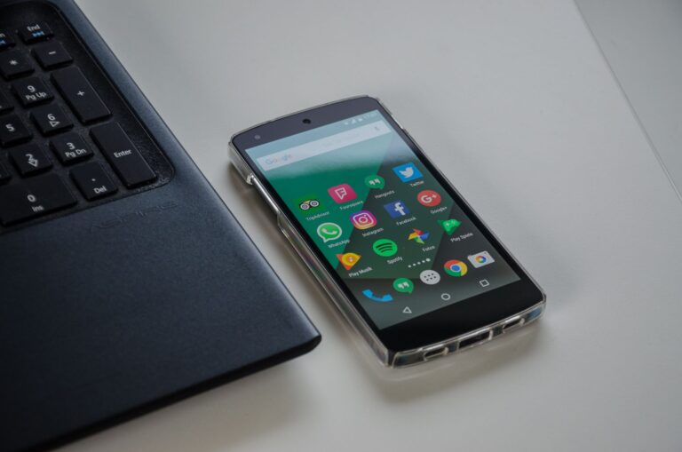Google chystá Googlebook: Android sa prepojí s notebookom