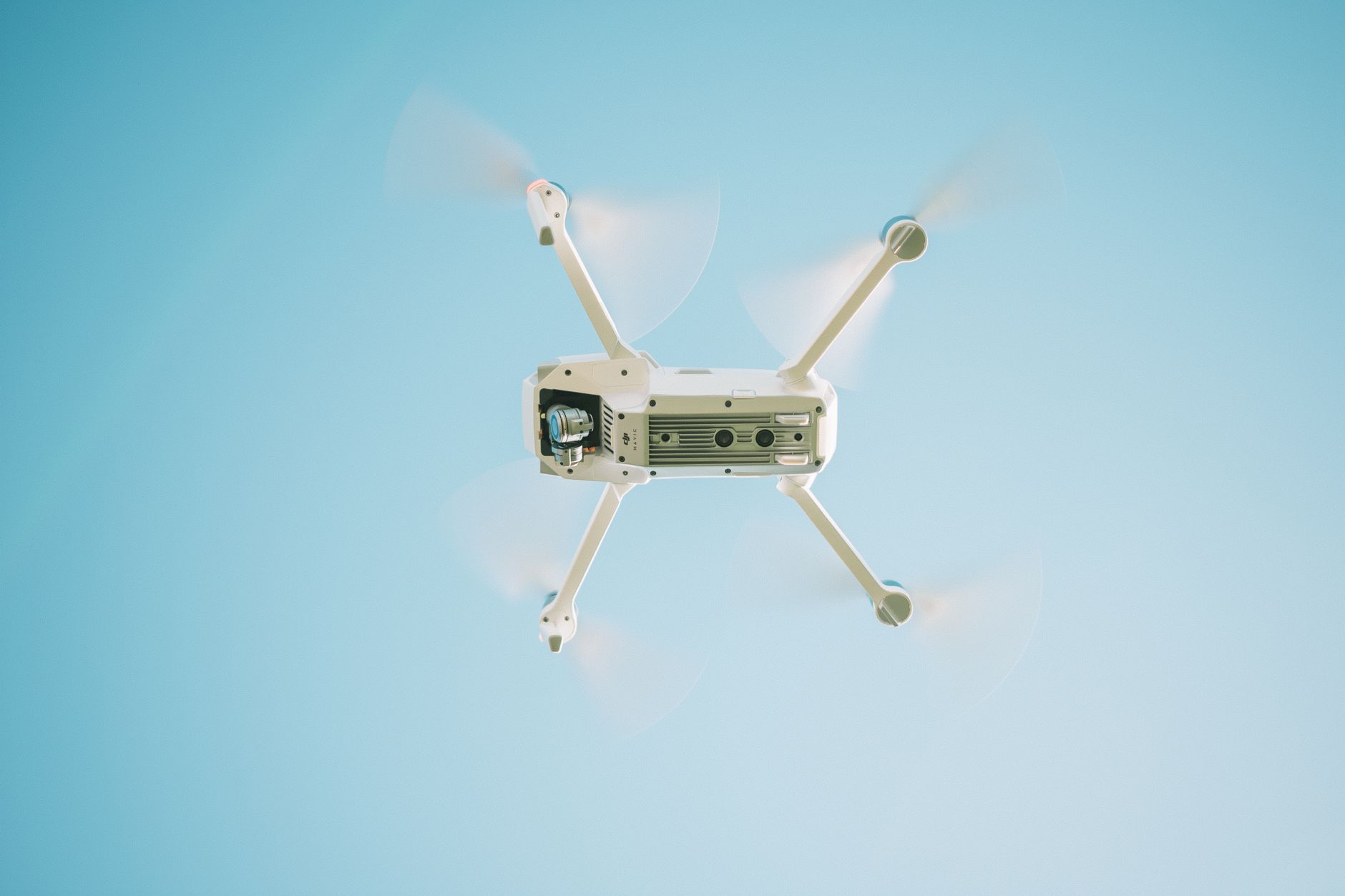 Holandský dron Evo-LE prekonáva hranice: 480 km na jedno nabitie