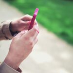 Reklama na topánky HEYDUDE s floridským bratstvom vyvolala pobúrenie