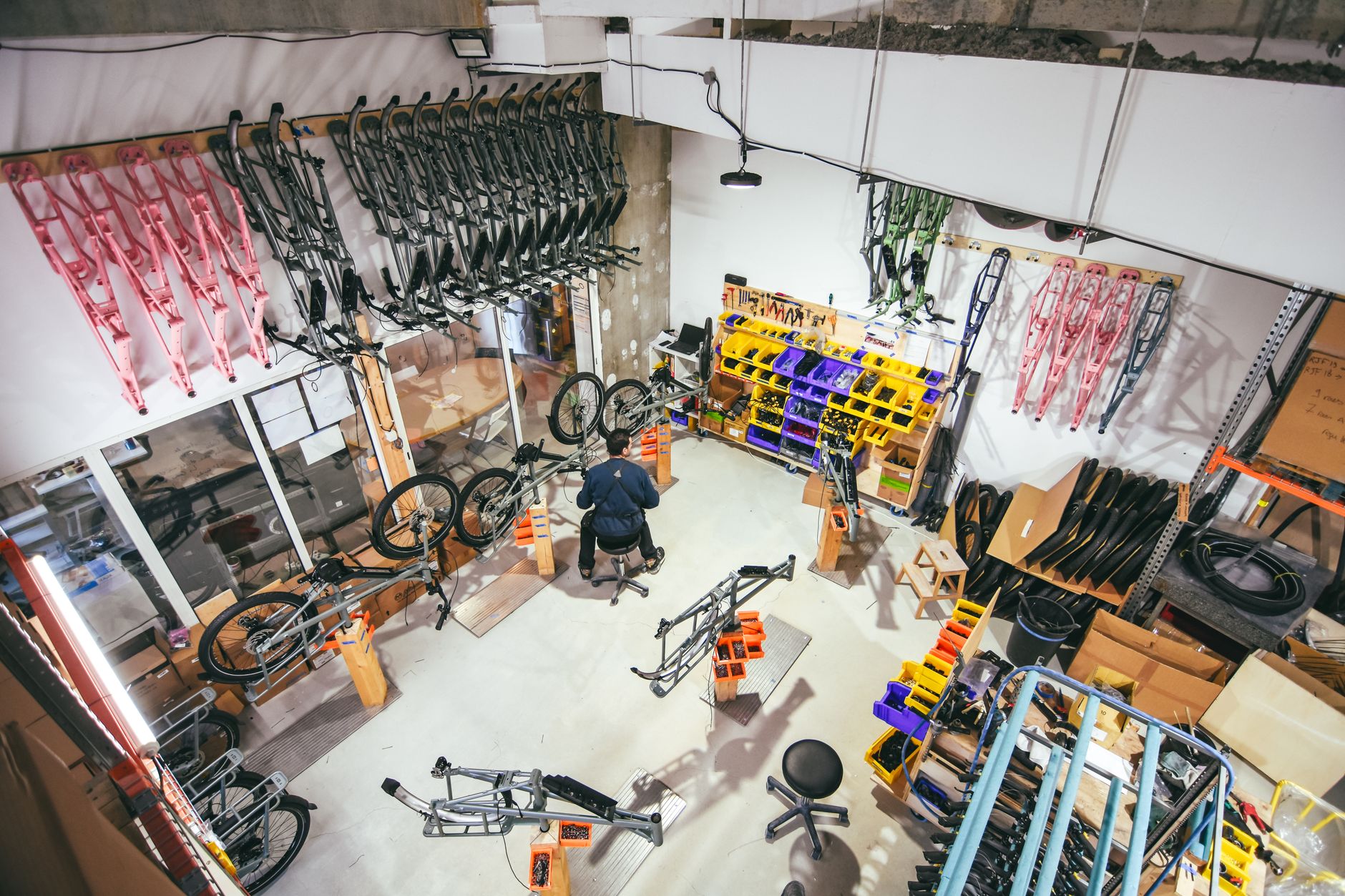 Elektrobicykle v EÚ čelí kríze: chýbajú servisy a technici