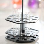 Vedci vyvinuli bambusový „plast“: pevnejší materiál s funkciou elektromagnetického štítu